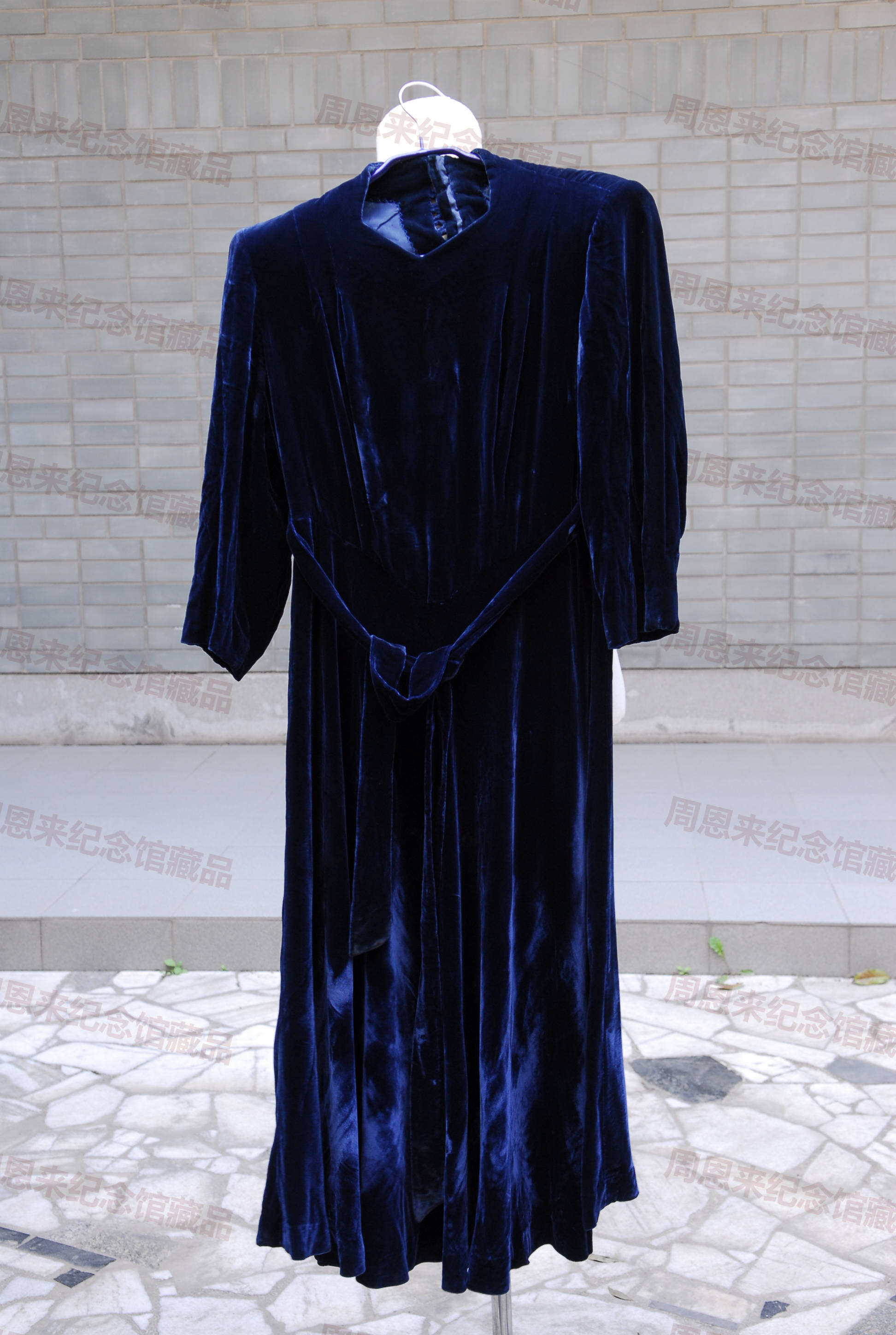 W166 孙维世（旗袍）长裙.JPG